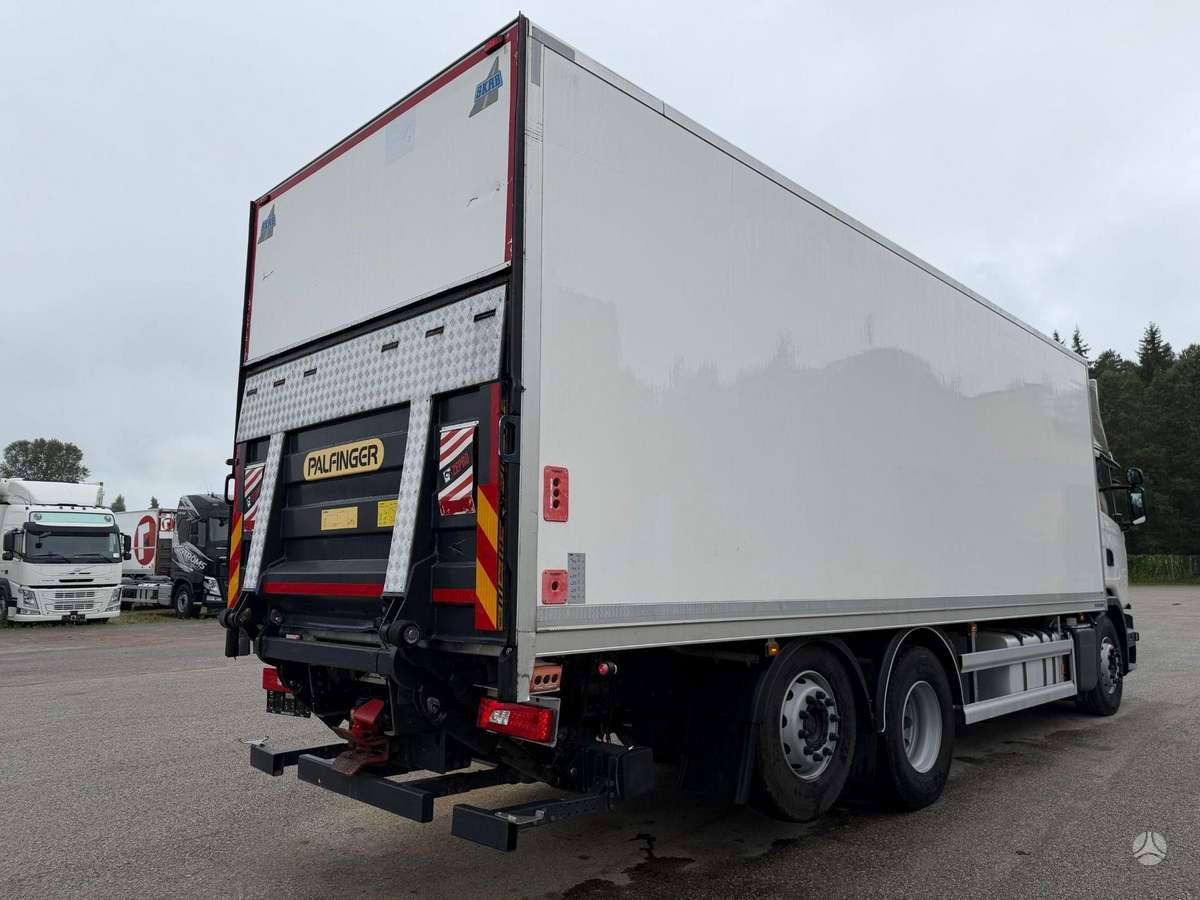 Scania G450, refrigerated trucks
