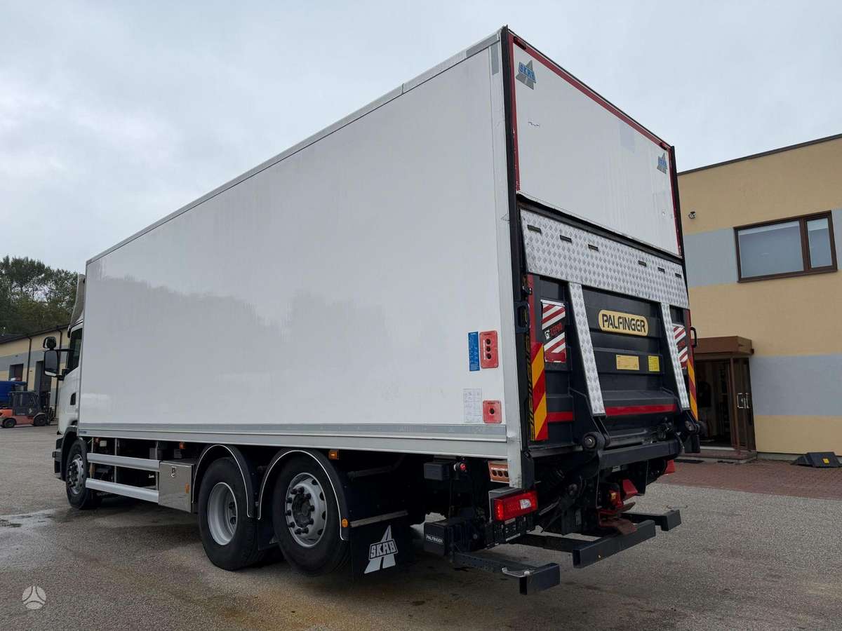 Scania G450, refrigerated trucks