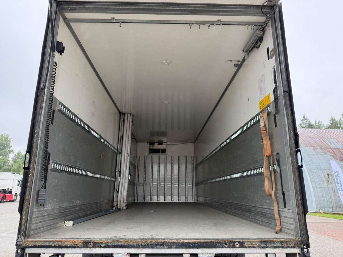 Scania G450, refrigerated trucks
