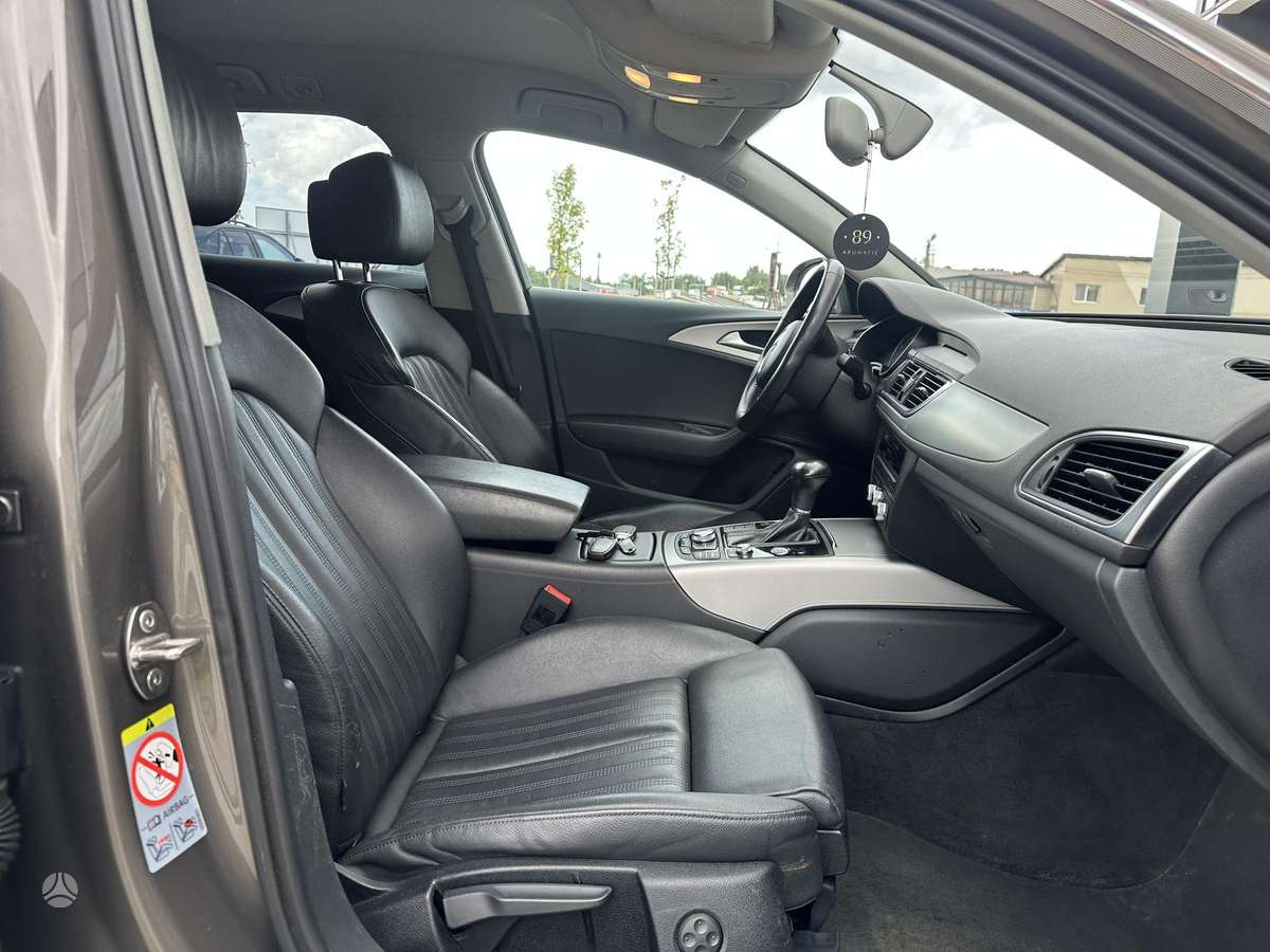 Audi A6, 2.0 l., Седан