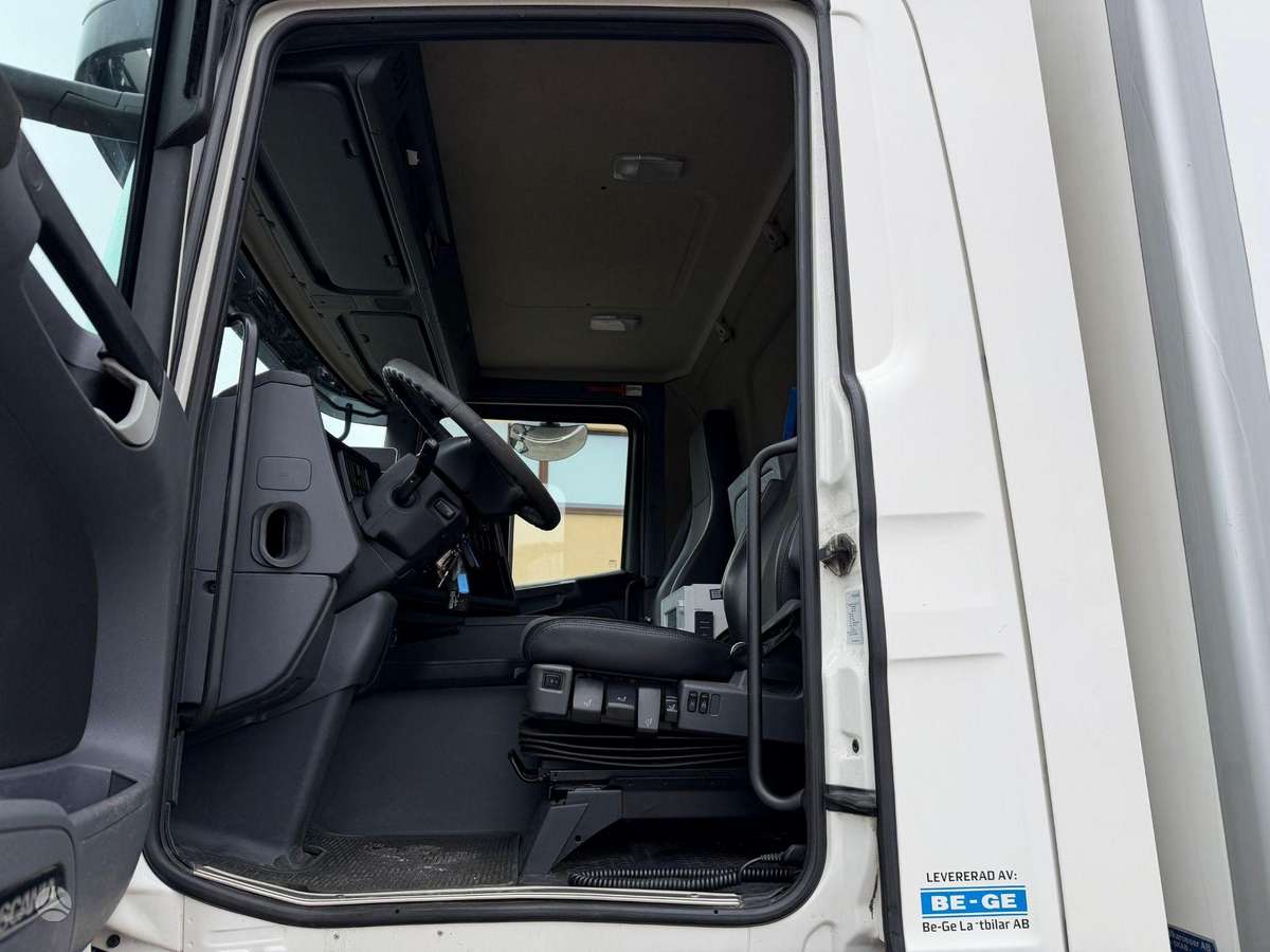 Scania G450, šaldytuvai