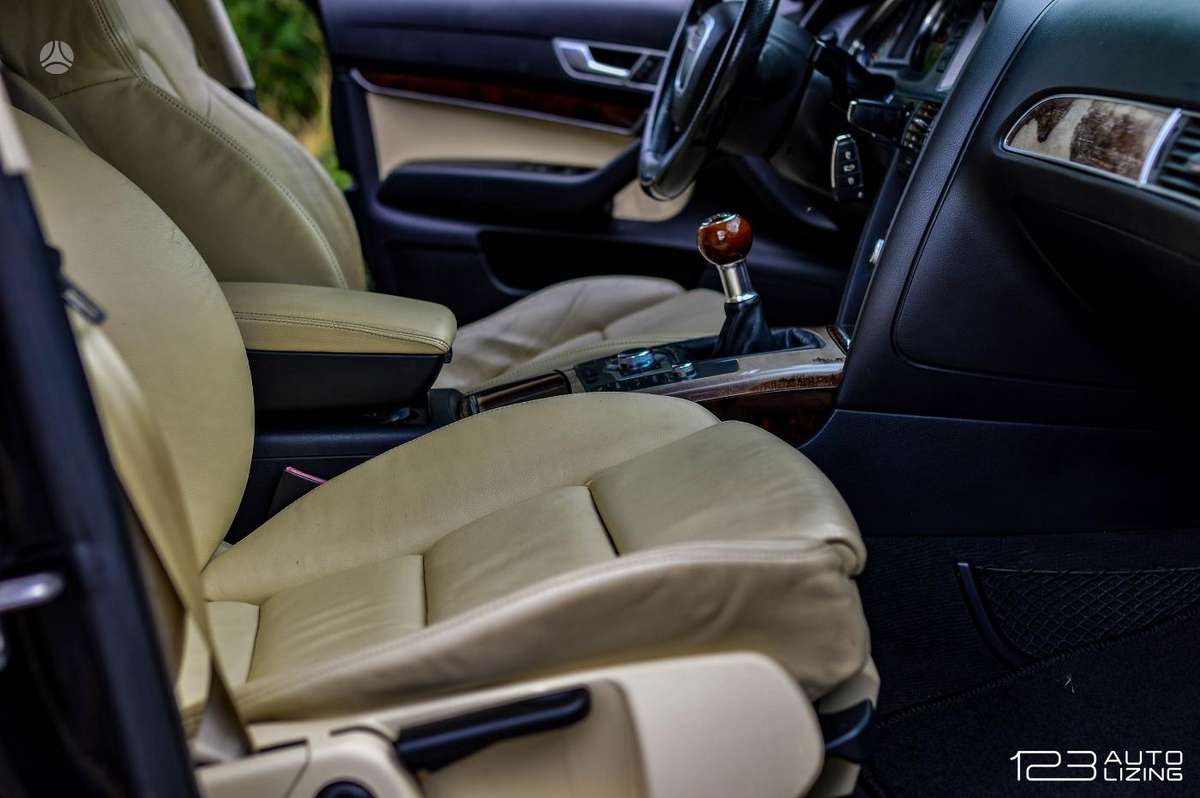 Audi A6, 2.4 l., Седан