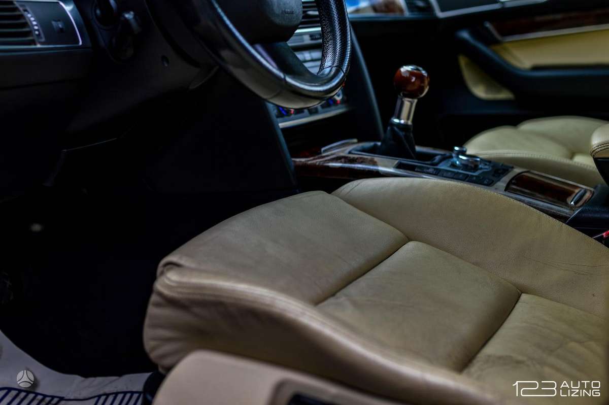 Audi A6, 2.4 l., Седан
