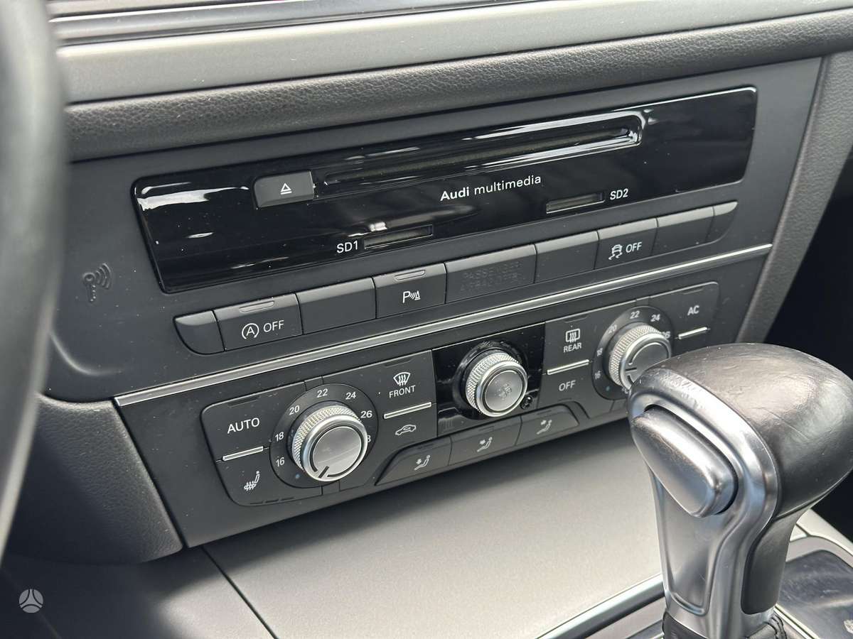 Audi A6, 2.0 l., Седан