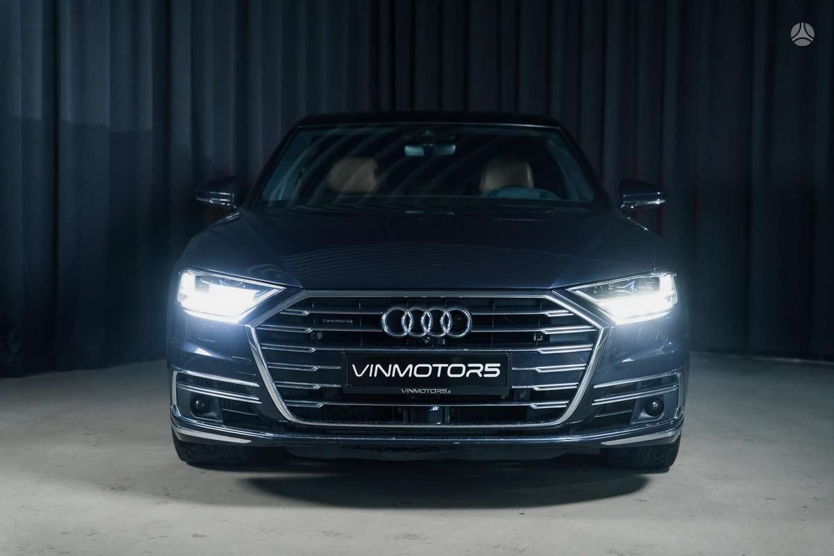 Audi A8, 3.0 l., sedanas