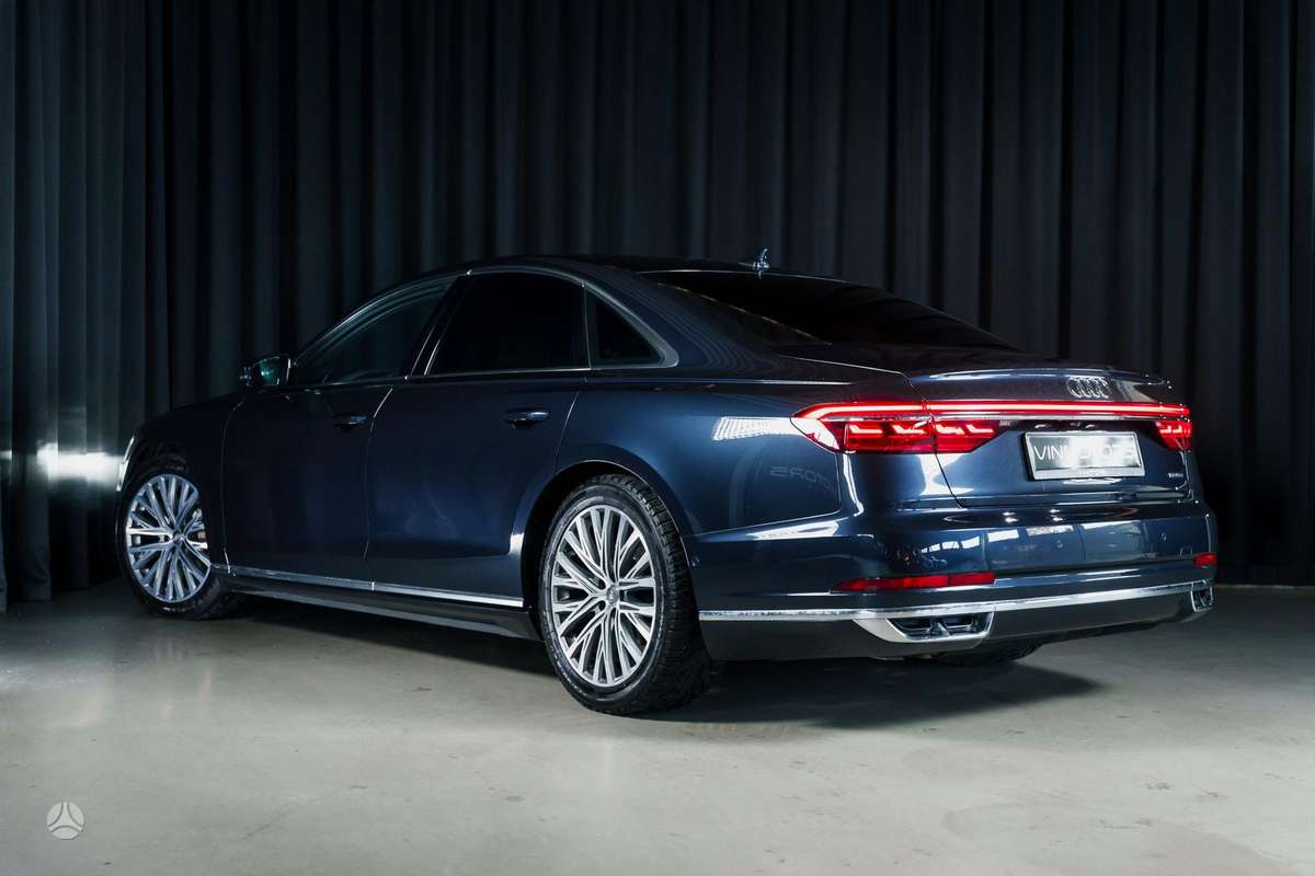 Audi A8, 3.0 l., sedanas