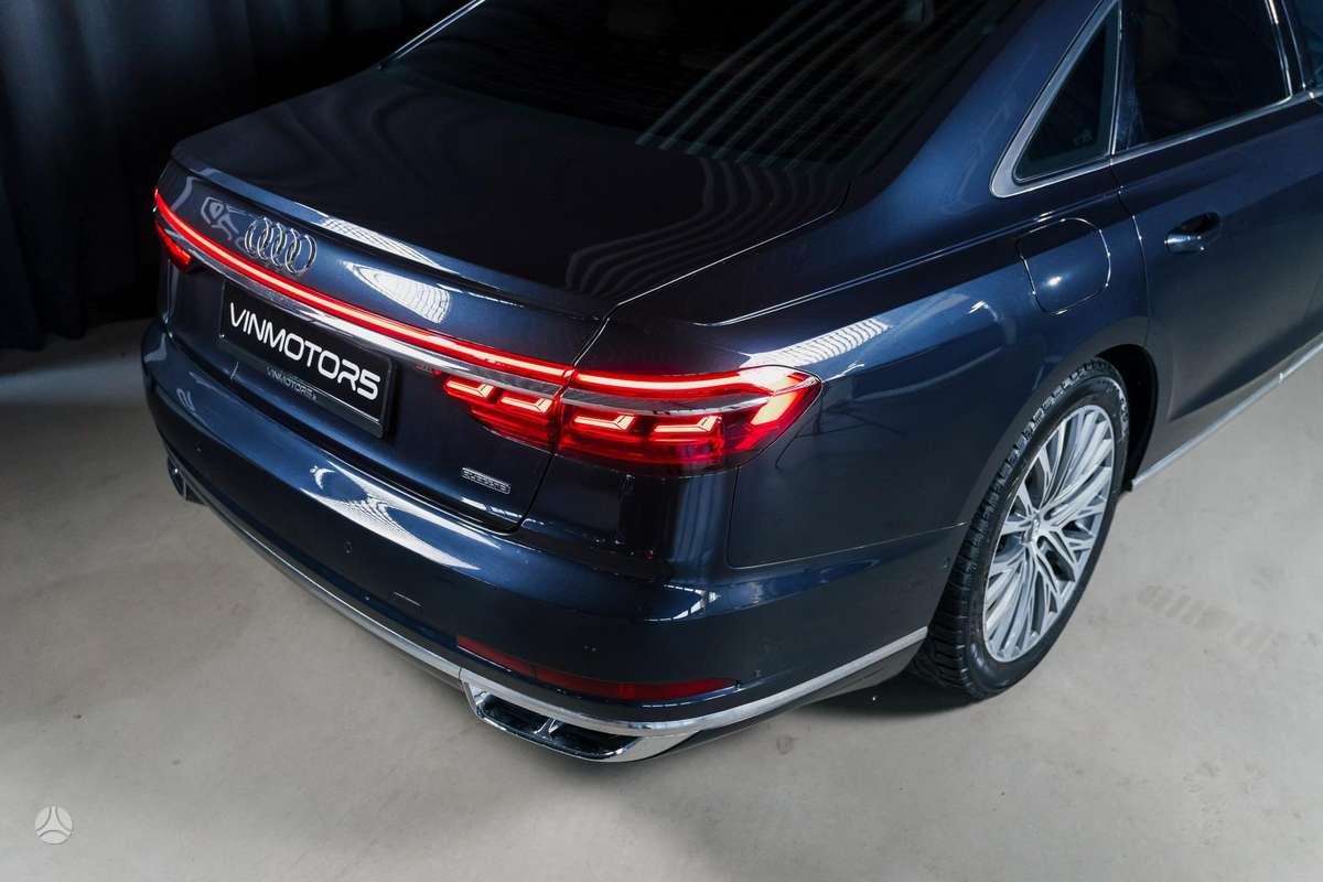 Audi A8, 3.0 l., sedanas