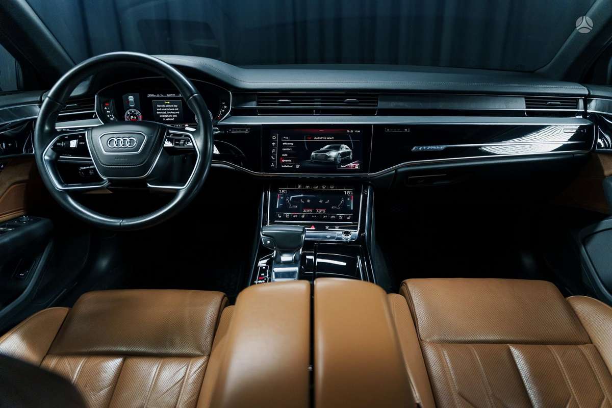 Audi A8, 3.0 l., sedanas