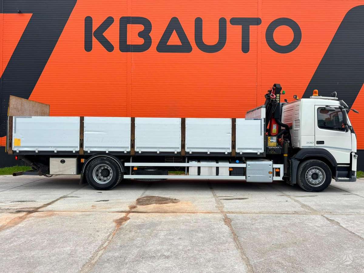 Volvo FM 330 4x2, с краном