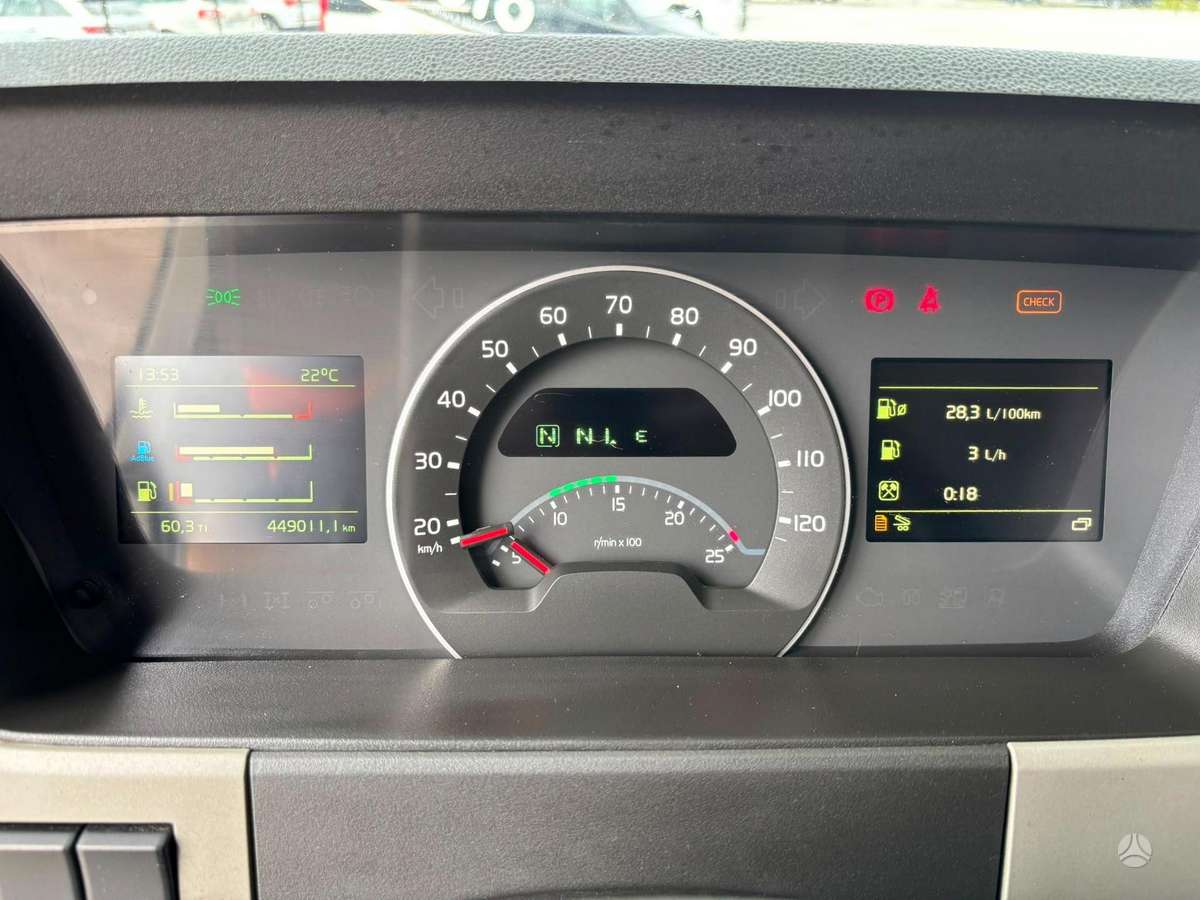Volvo FM 330 4x2, с краном