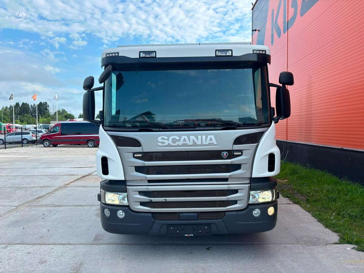 Scania P 370 6x2*4, box trucks / box vans