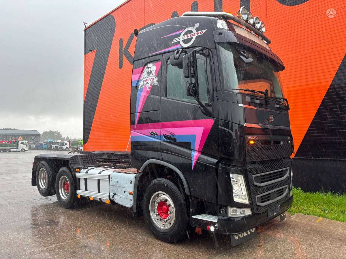 Volvo FH 540 6x2, шасси