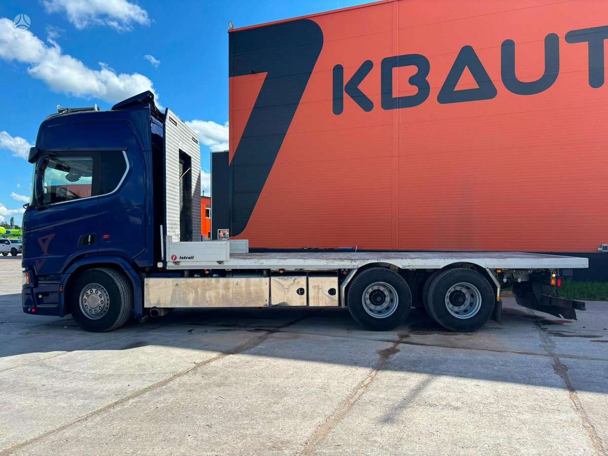 Scania R 650 6x4, bortiniai