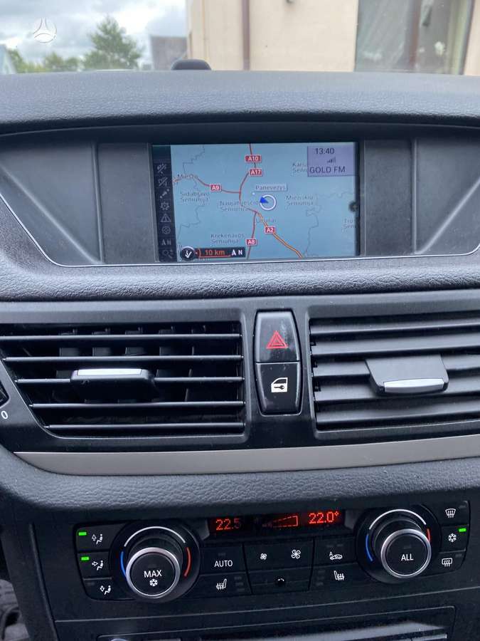 BMW X1, 2.0 l., Внедорожник / Кроссовер