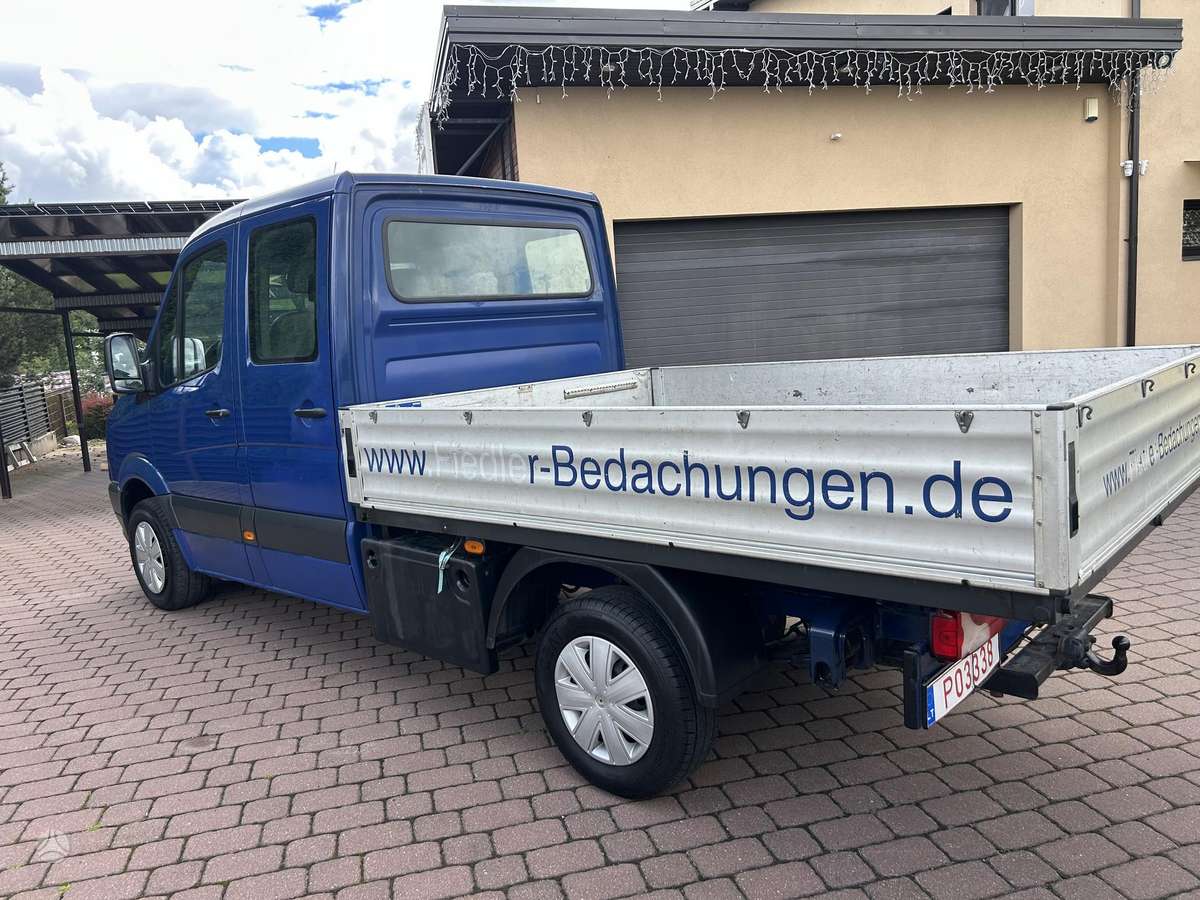 Volkswagen Crafter - 2