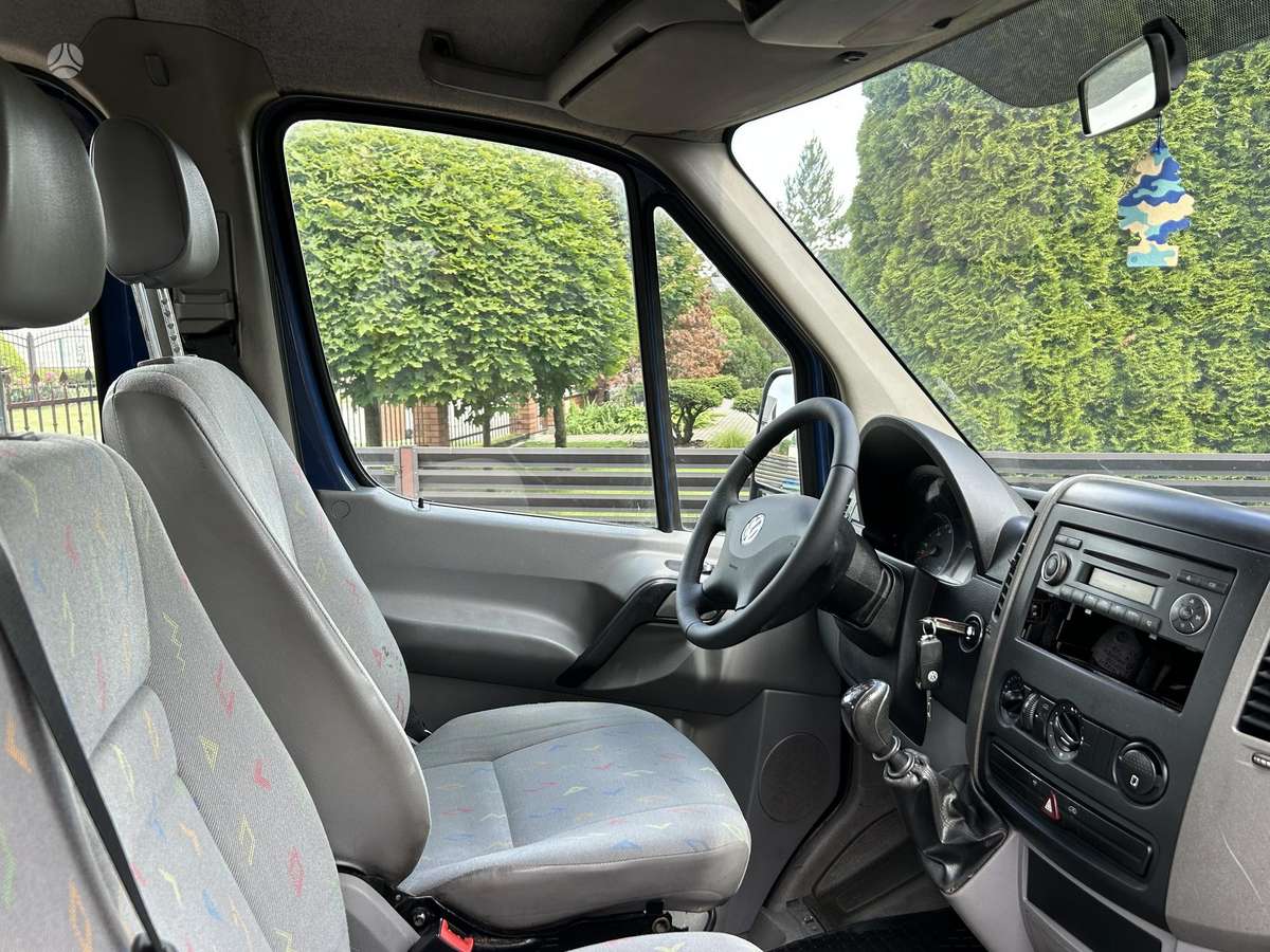 Volkswagen Crafter - 11