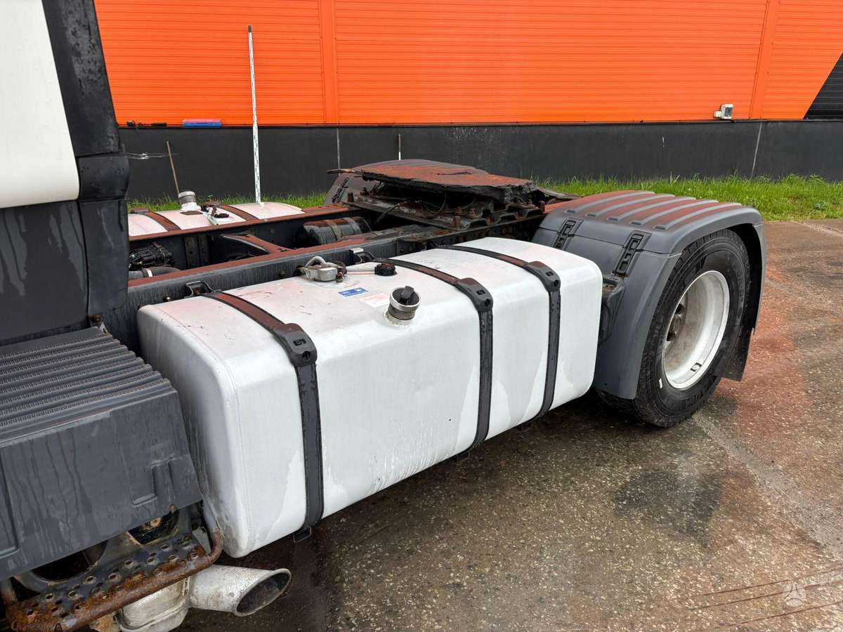 Scania R 420 4x2, single sleeper