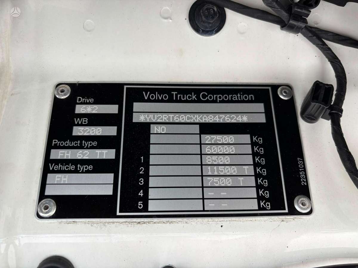 Volvo FH 540 6x2, single sleeper