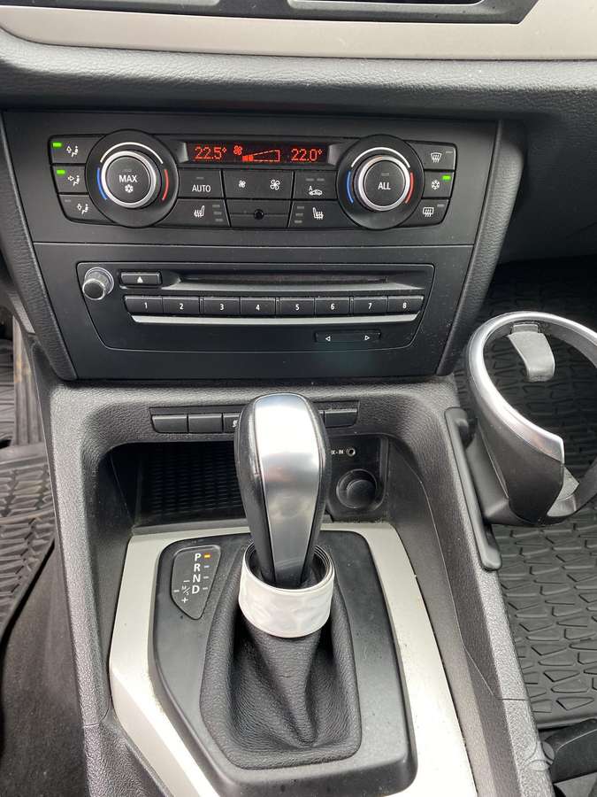 BMW X1, 2.0 l., Внедорожник / Кроссовер