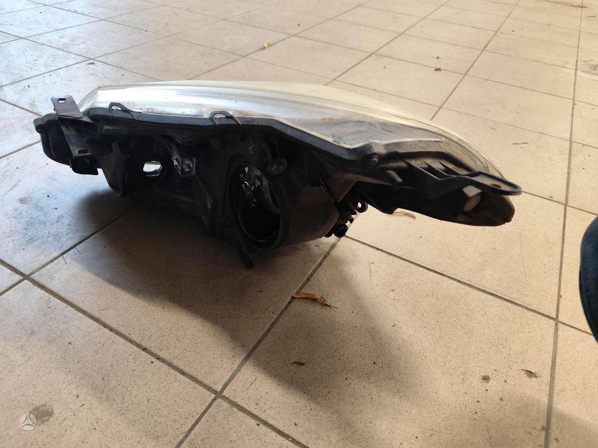 Toyota Yaris, 81130-0D500, lights