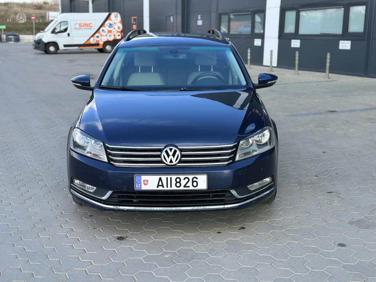 Volkswagen Passat - 2