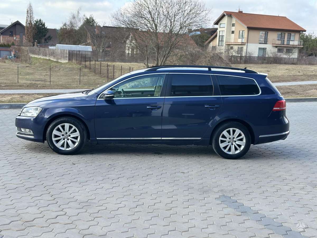 Volkswagen Passat - 8