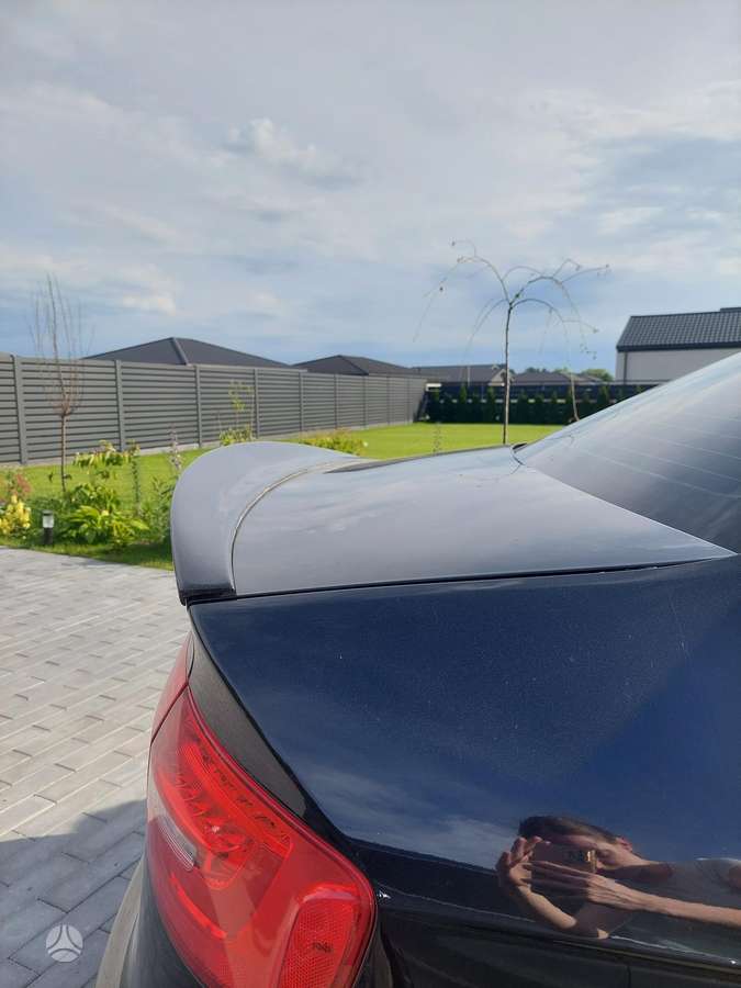 Audi A4, 2.0 l., Седан