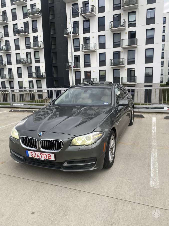BMW 528, 2.0 l., Седан