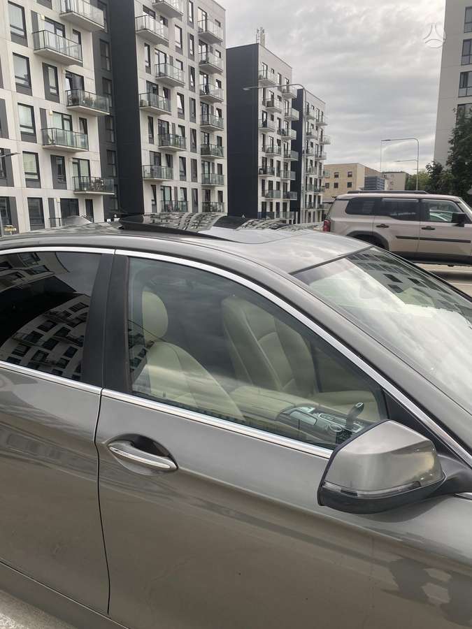 BMW 528, 2.0 l., Седан