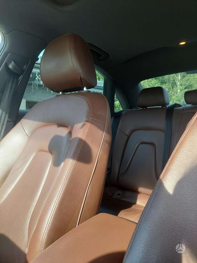 Audi A4, 2.0 l., Седан