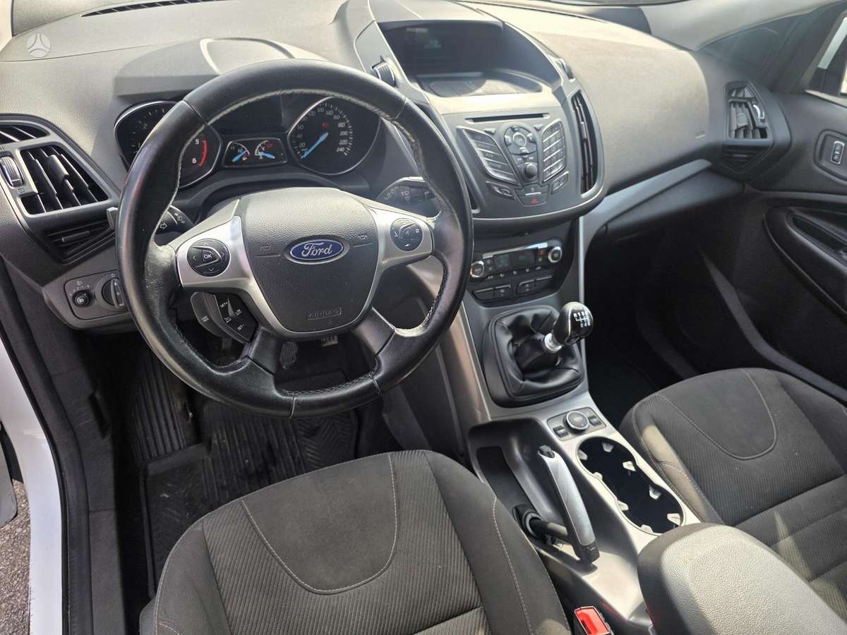 Ford Kuga, 2.0 l., off-road / crossover
