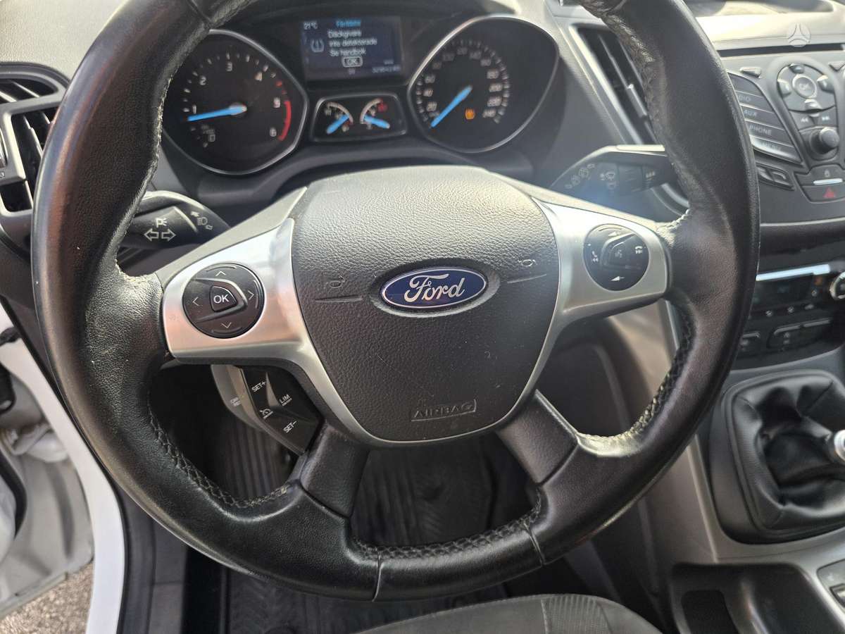 Ford Kuga, 2.0 l., off-road / crossover