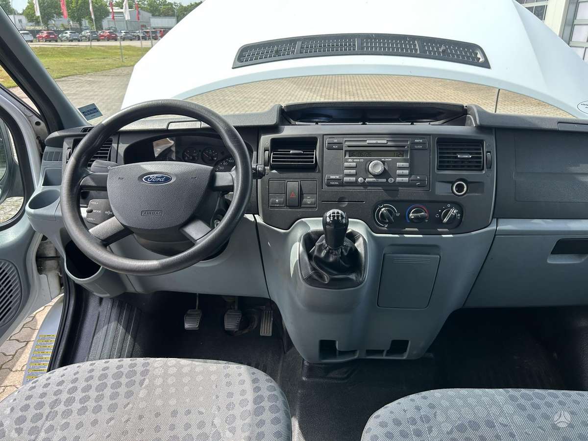 Ford Transit, 2.2 l., Минивэн