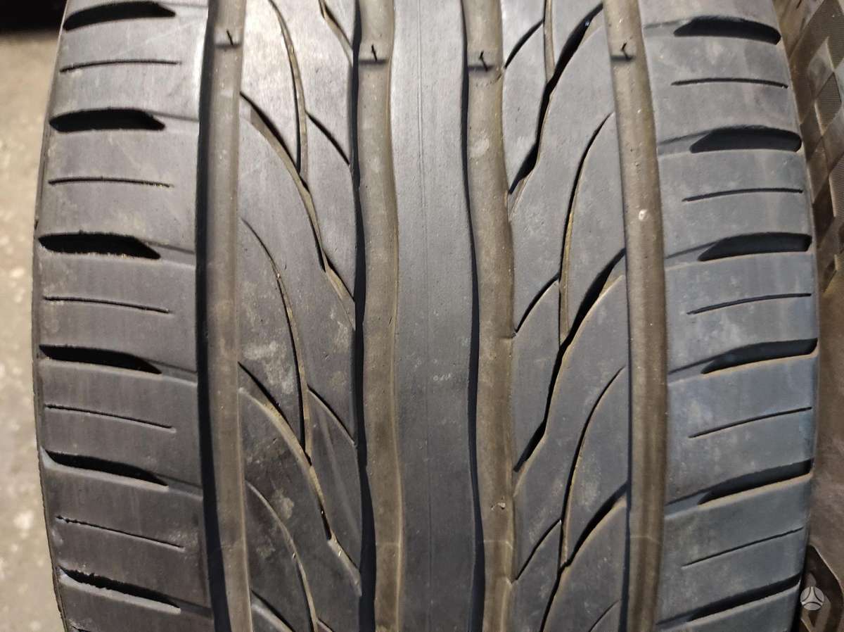 Pirelli, vasarinės 255/40 R17