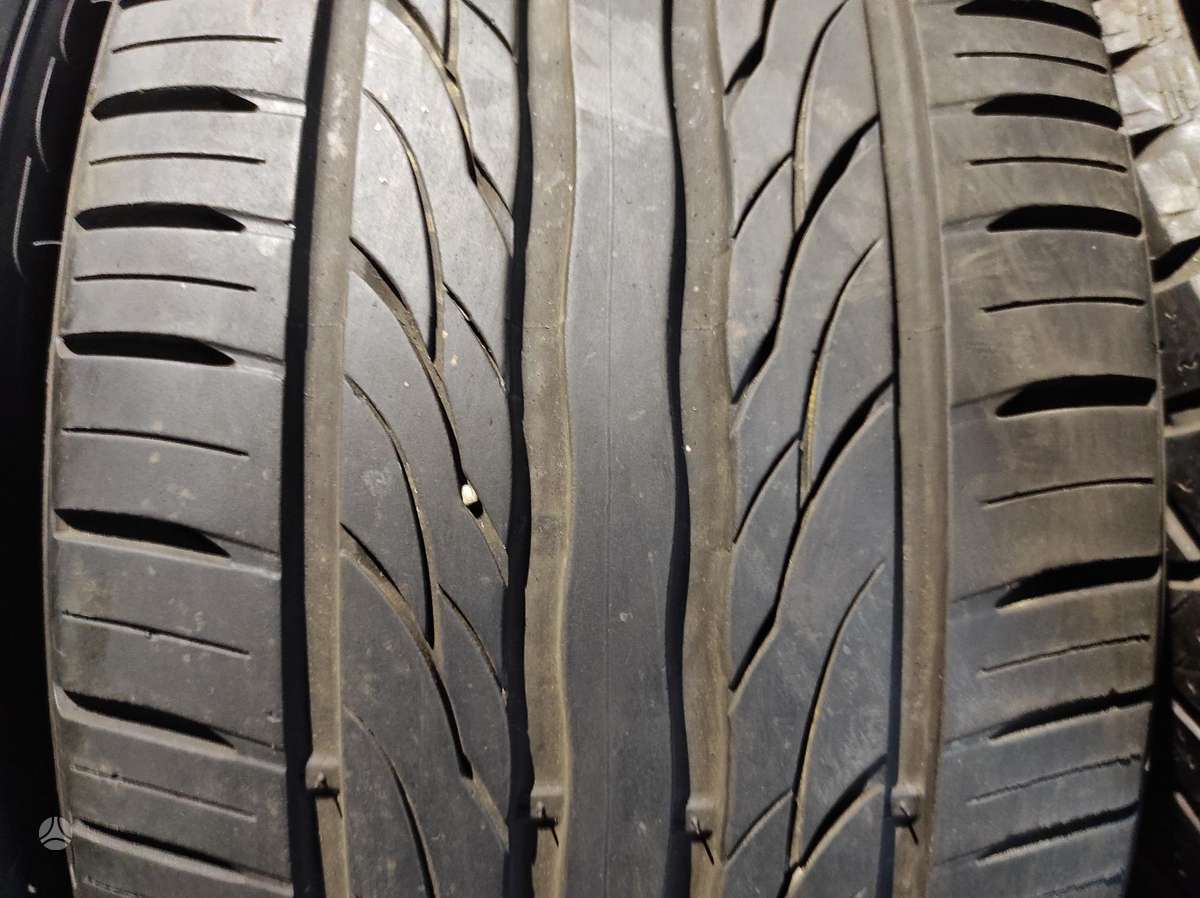 Pirelli, summer 255/40 R17