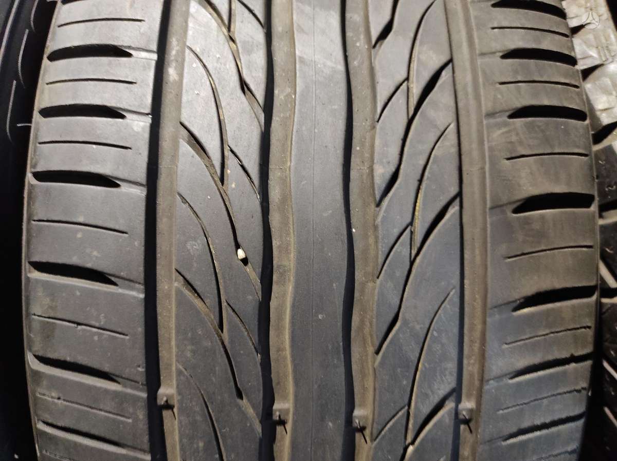 Pirelli, vasarinės 255/40 R17