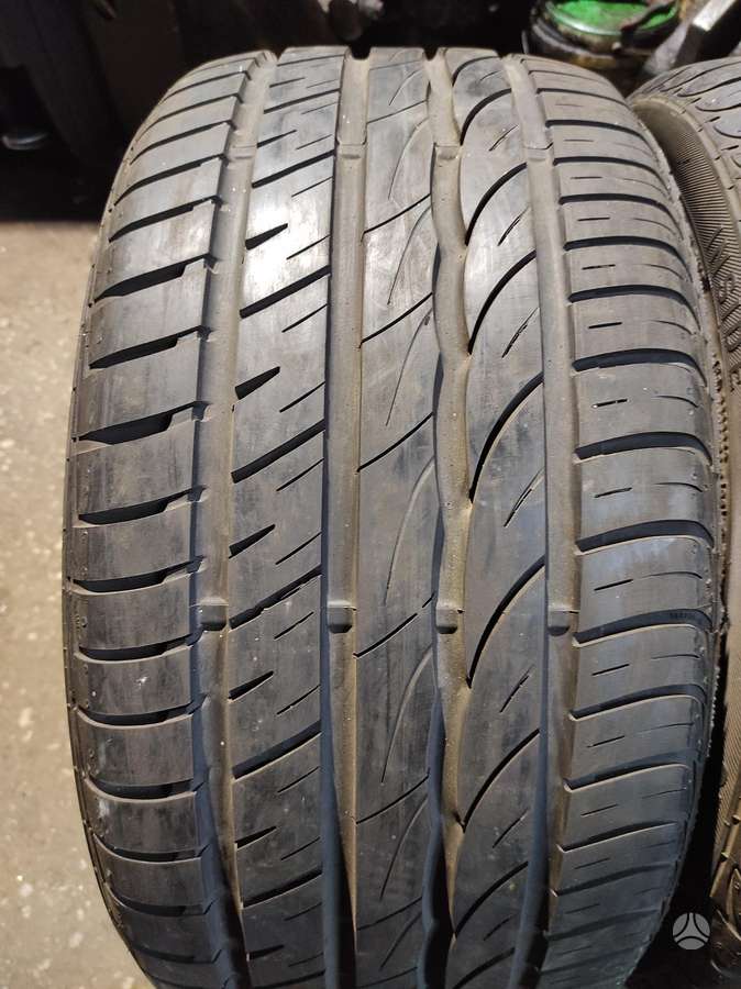 Pirelli, summer 255/40 R17