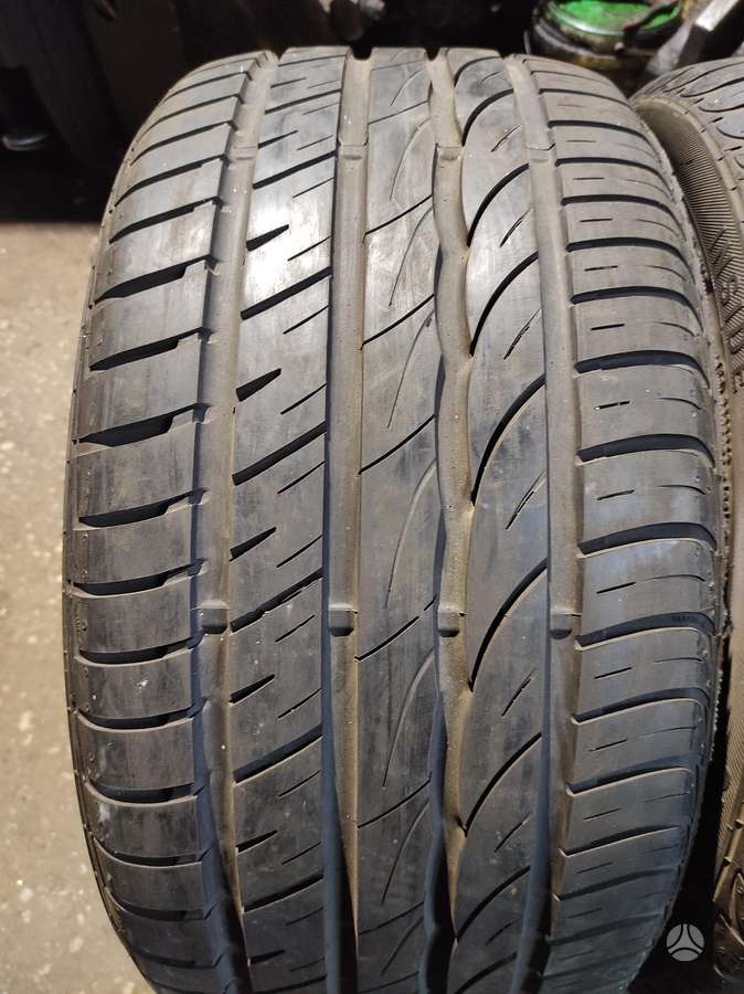 Pirelli, vasaras 255/40 R17