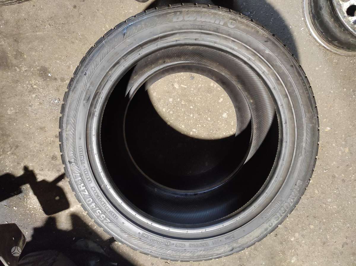 Pirelli, vasarinės 255/40 R17