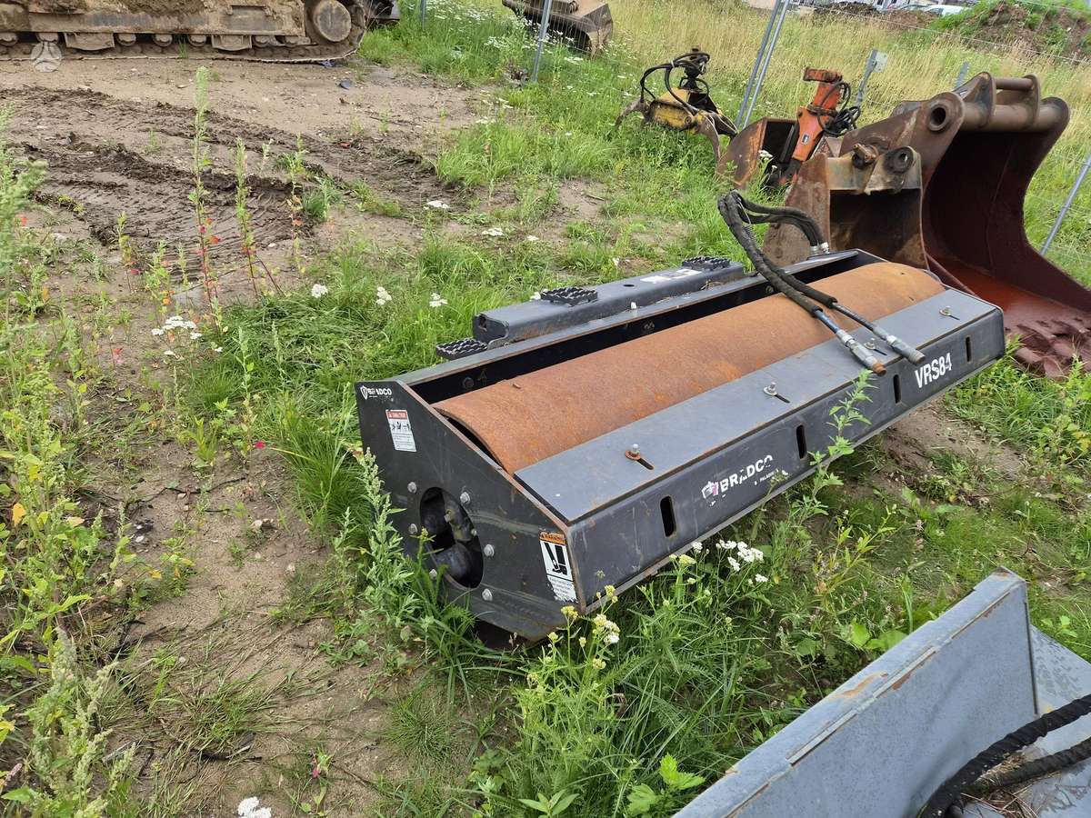 Bobcat 84, катки