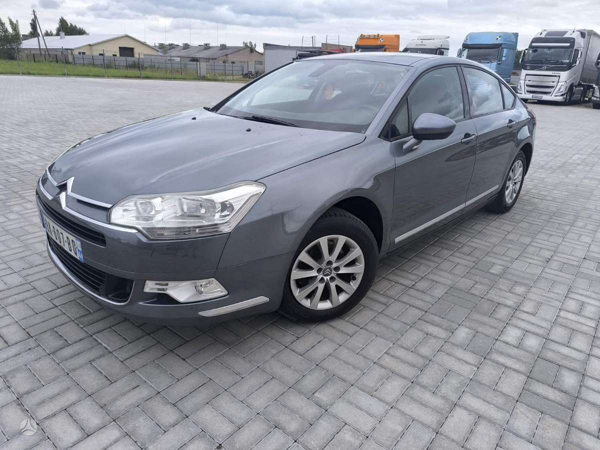 Citroen C5, 1.6 l., Седан