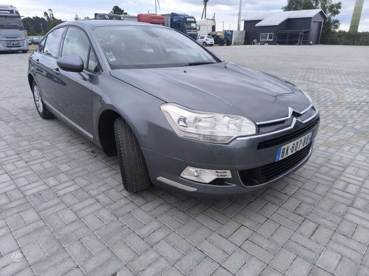 Citroen C5, 1.6 l., Седан