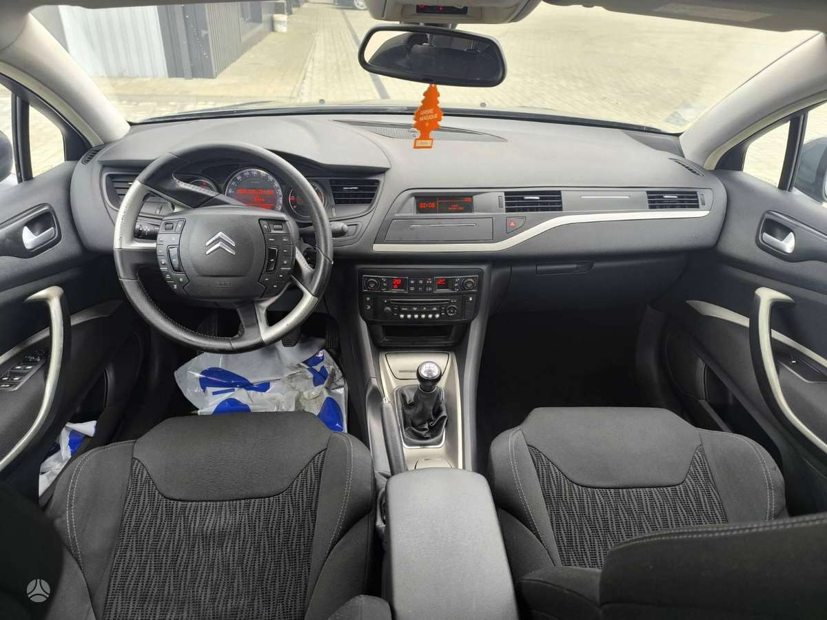 Citroen C5, 1.6 l., Седан