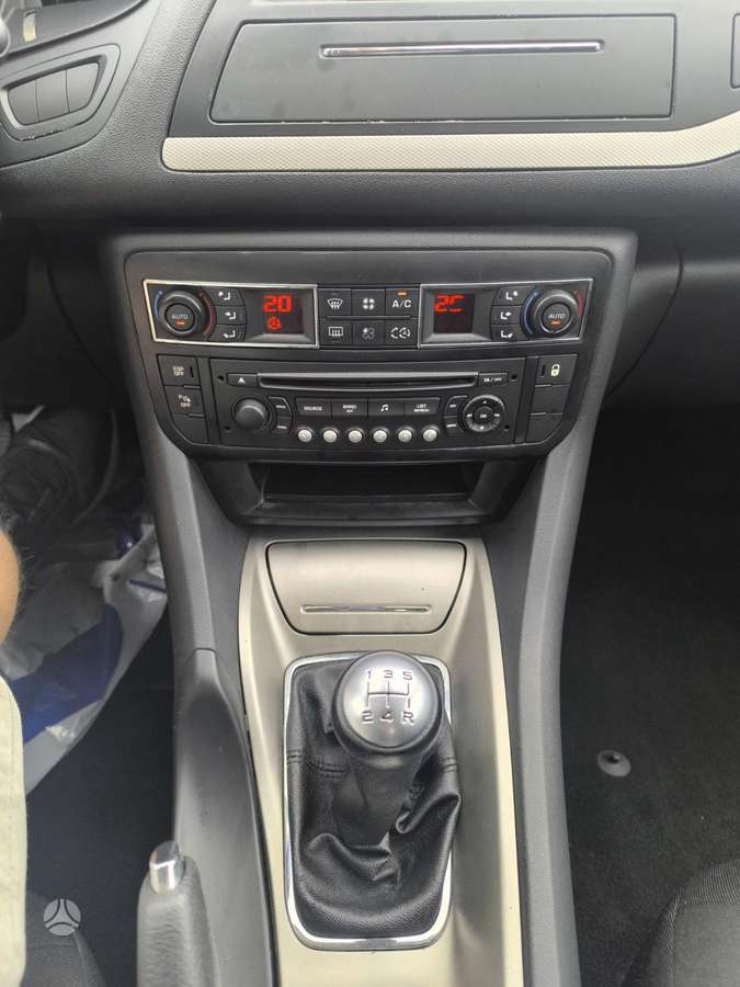 Citroen C5, 1.6 l., Седан