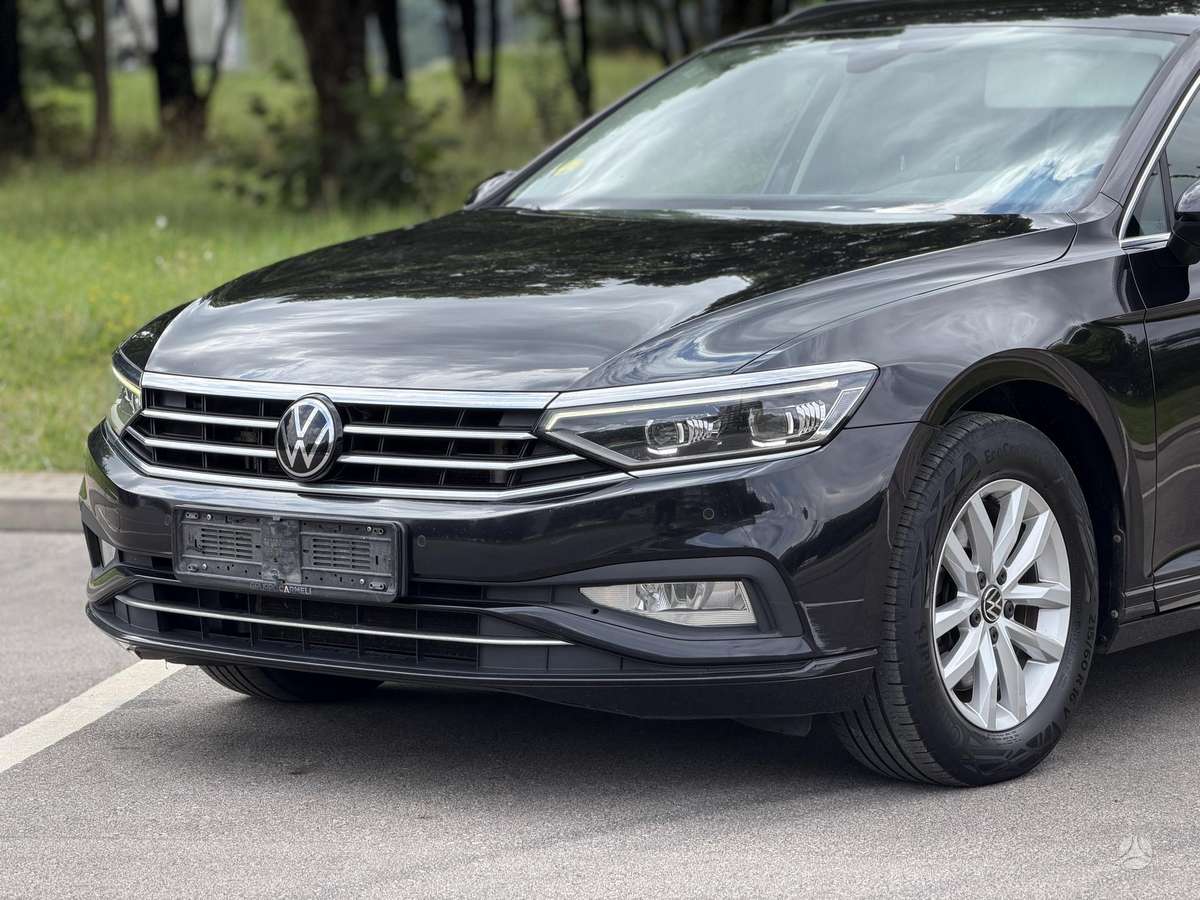 Volkswagen Passat - 2
