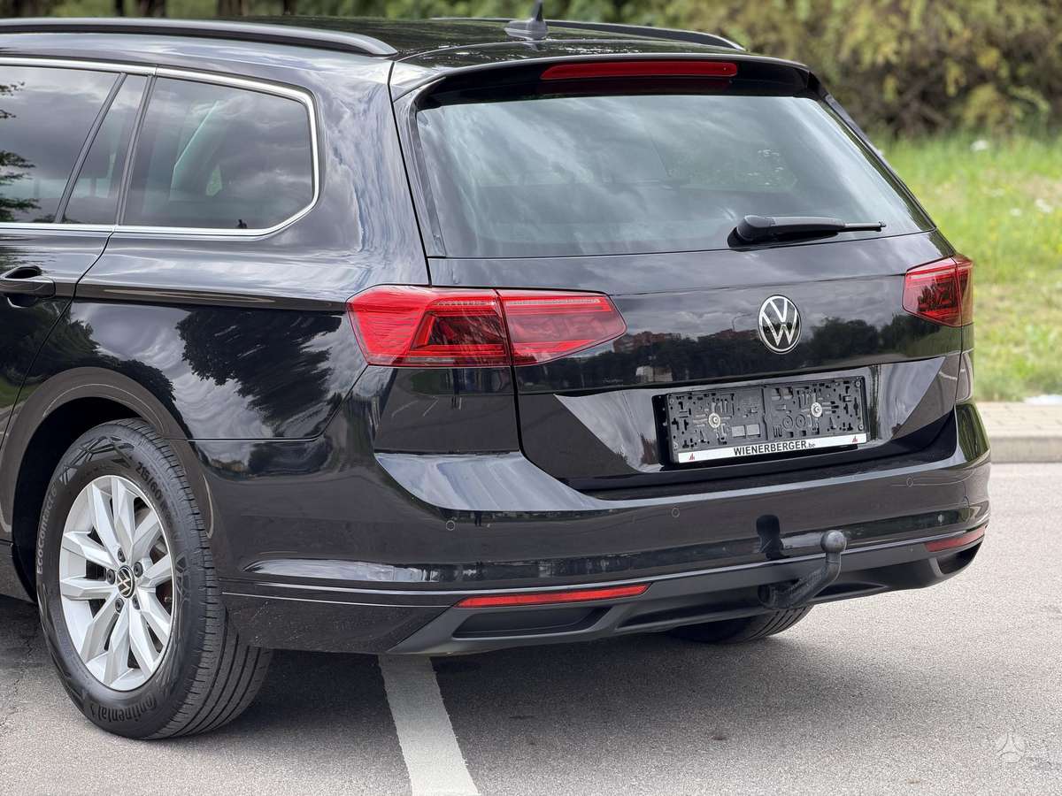 Volkswagen Passat - 10