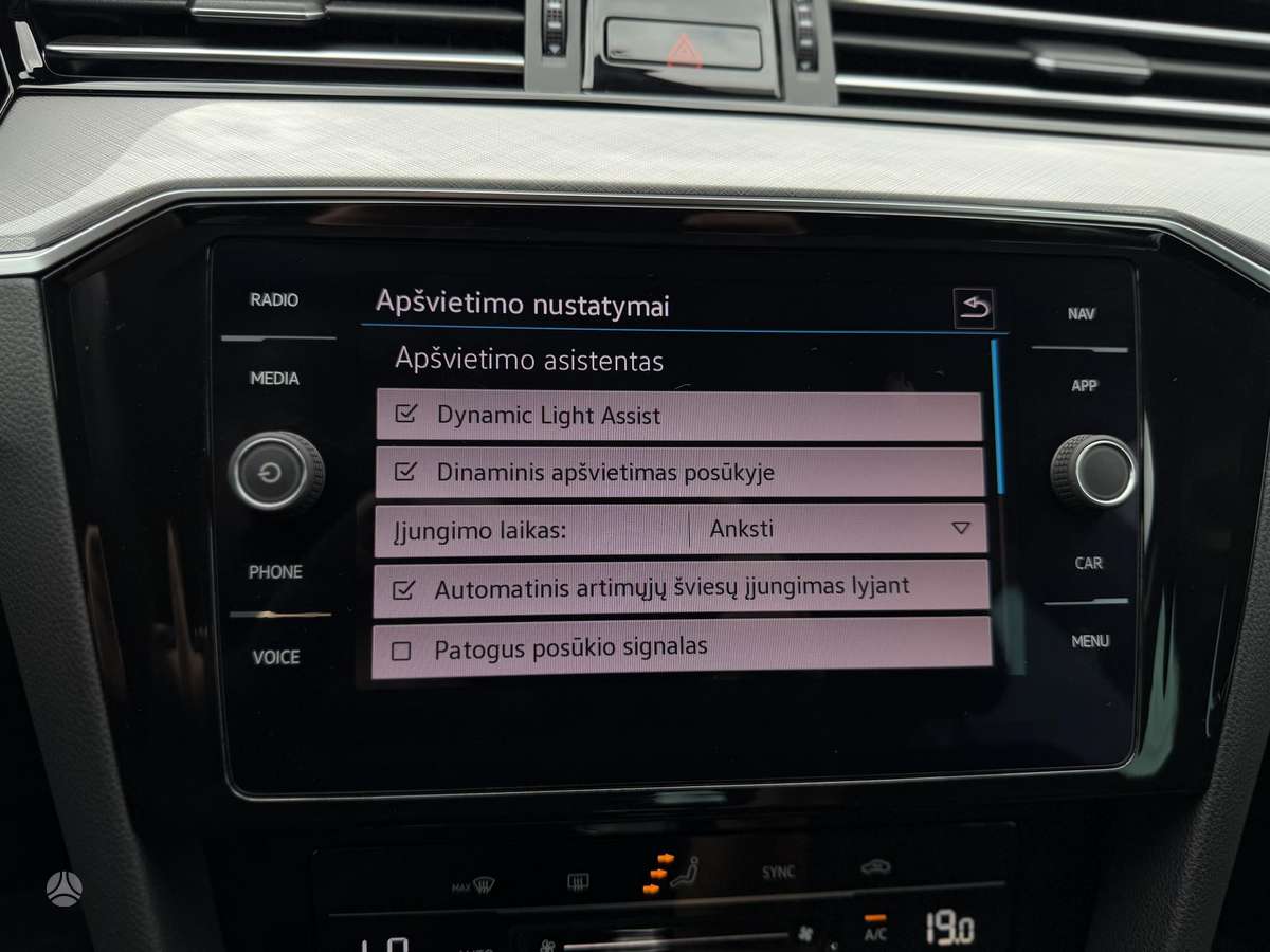 Volkswagen Passat, 2.0 l., Универсал
