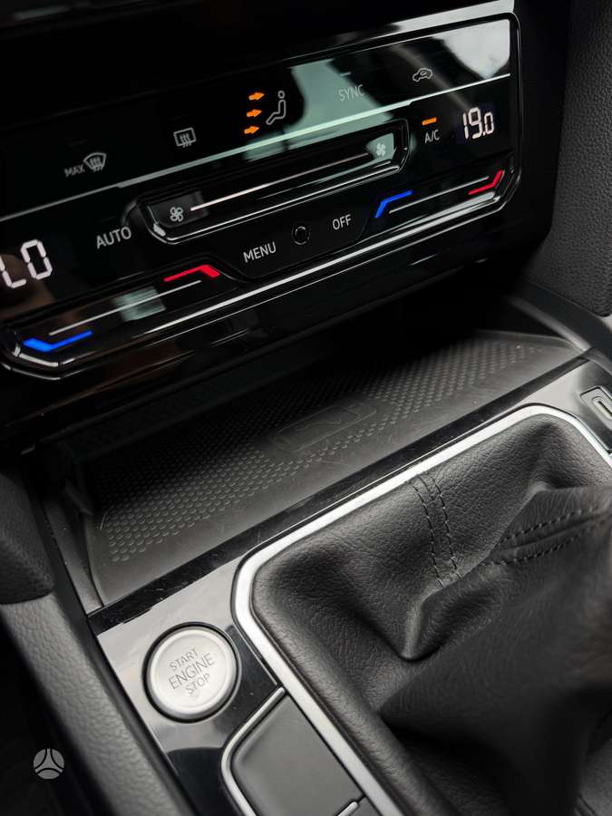 Volkswagen Passat, 2.0 l., Универсал