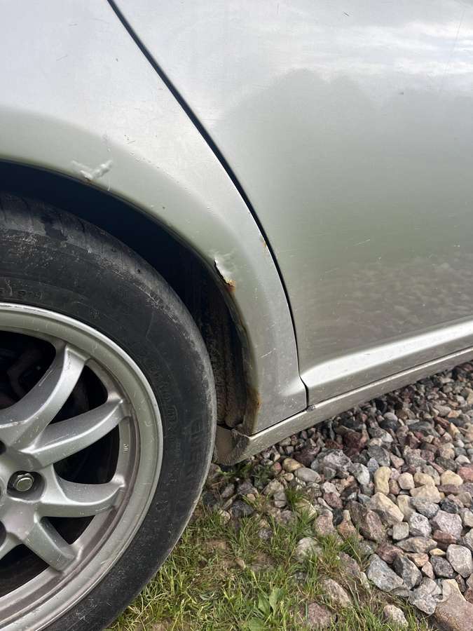 Toyota Avensis - 8