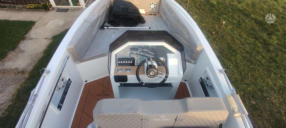 Valory Boats V570, яхты / катера